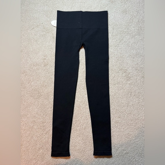 NWT Soma Black Slimming Legging - Size: Medium - Picture 5 of 5